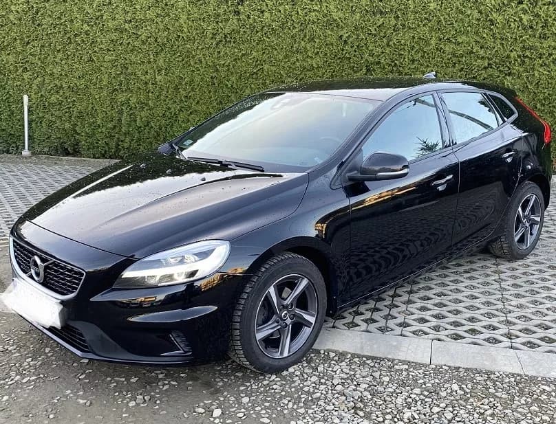 Volvo V40 wypożyczalnia samochodów Nowy Sącz